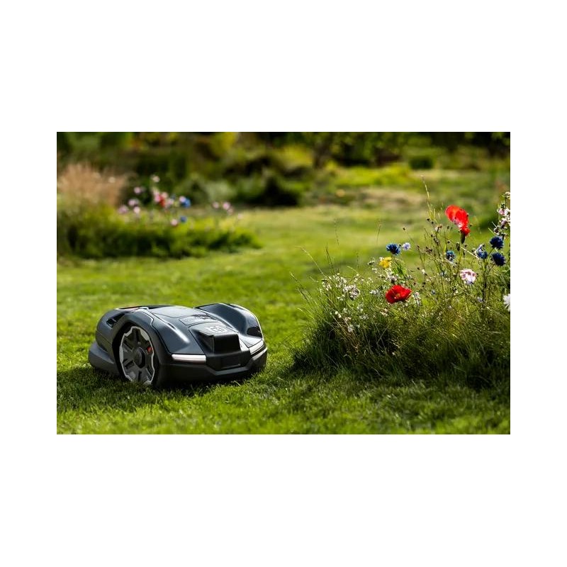 Husqvarna Automower® 410XE NERA z technologią bezprzewodową