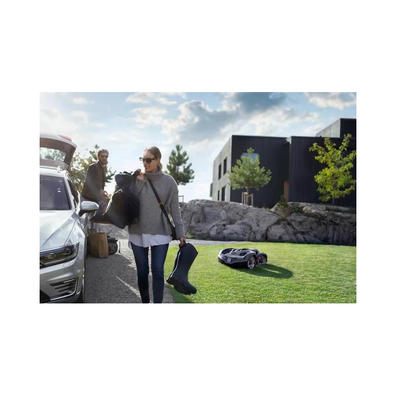 HUSQVARNA AUTOMOWER® 435X AWD