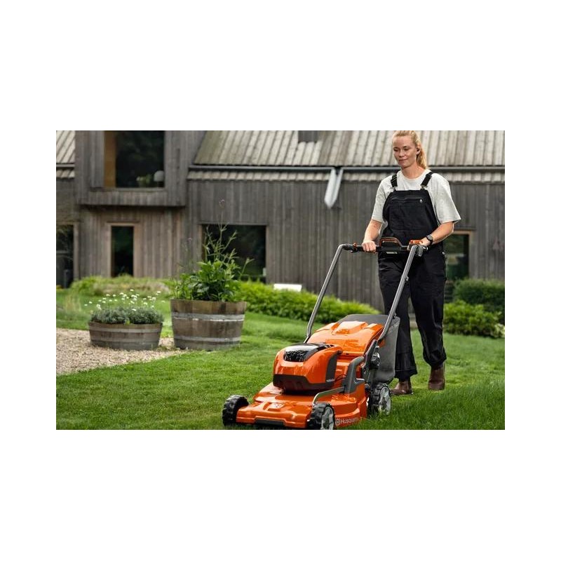 Husqvarna LC 353iVX