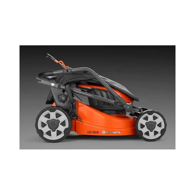 Model HUSQVARNA LC 137i bez akumulatora i ładowarki