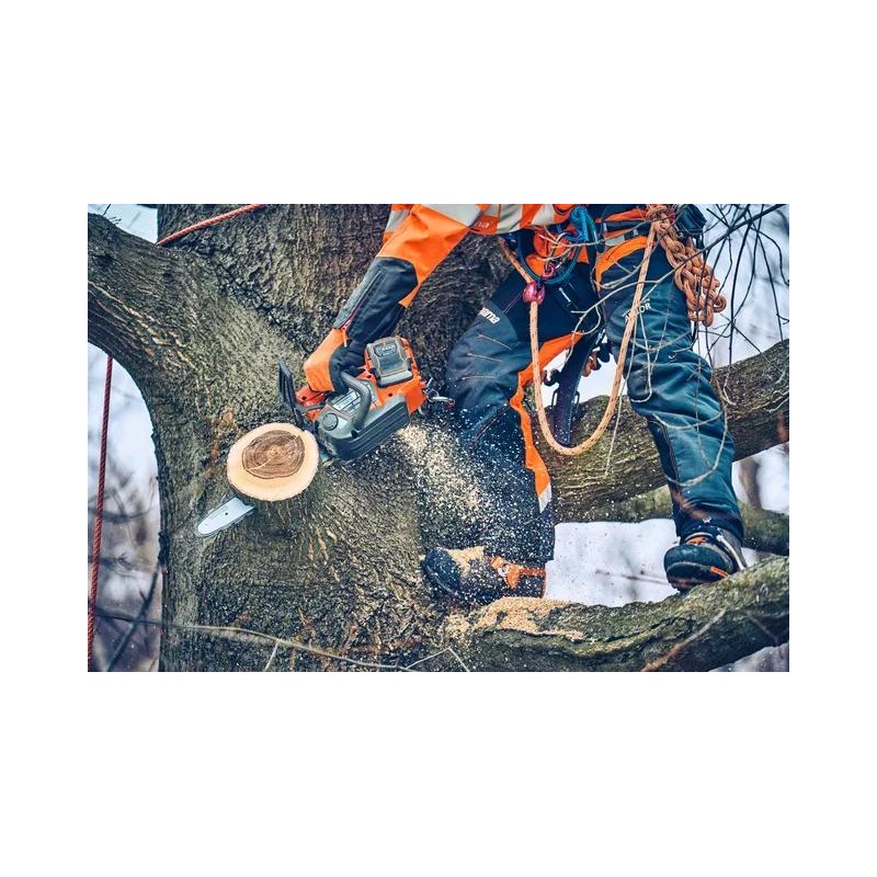 Akumulatorowa pilarka łańcuchowa Husqvarna T542i XP® do pielęgnac