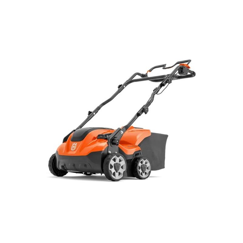 Model HUSQVARNA S 138i z akumulatorem i ładowarką