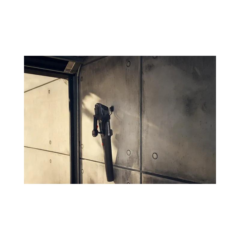 Husqvarna Aspire™ B8X-P4A z akumulatorem i ładowarką